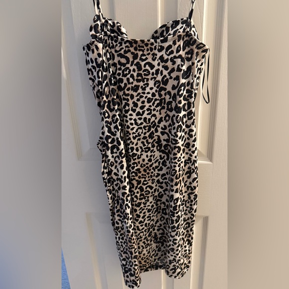 Leopard dress - Picture 2 of 3